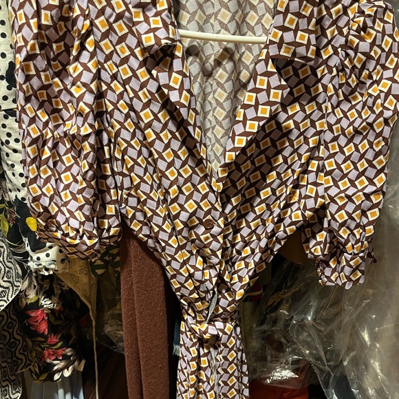 REFORMATION- mavi geometric-print dresss8 - Picture 4 of 5